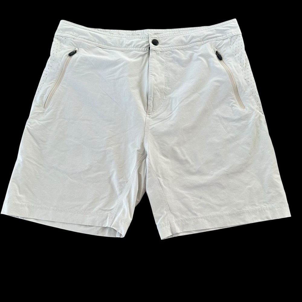 Mack Weldon size Large Tan Nylon Performance Shorts 8” Inseam Activewear‎ Beige